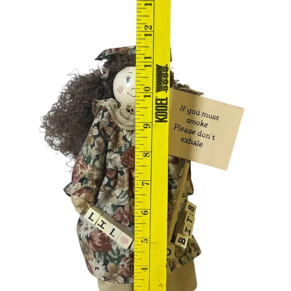Naughty or Nice Lil Bits Doll with Funny Smoking Quote Sign Home Decor‎